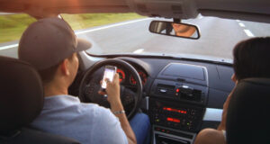 El algoritmo que evita accidentes de tráfico por enviar mensajes