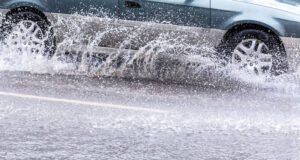 Afane recomienda revisar los neumáticos para viajar seguro