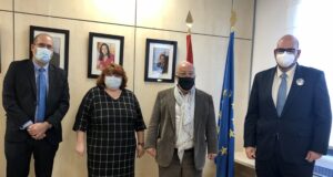 Essilor y Fesvial se reúnen con la DGT para crear nuevas vías de colaboración en materia de Seguridad Vial