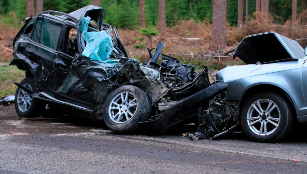 choque frontal vehículos siniestro