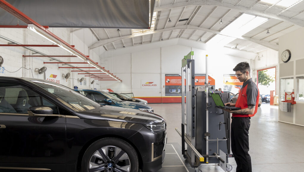 Servicio recalibrado sensores cámaras sistemas ADAS Carglass