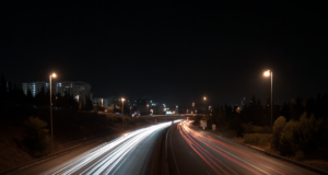 Efecto conducción nocturna alcohol drogas velocidad distorsión