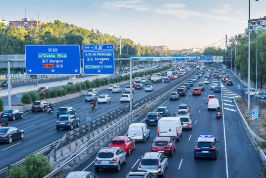 Operación Especial de Tráfico de Semana Santa 2026 de la DGT, con previsión de millones de desplazamientos y refuerzo de medidas de seguridad vial