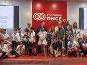 Escolares participan en un taller de robótica y educación vial de Iniciativa Volvo